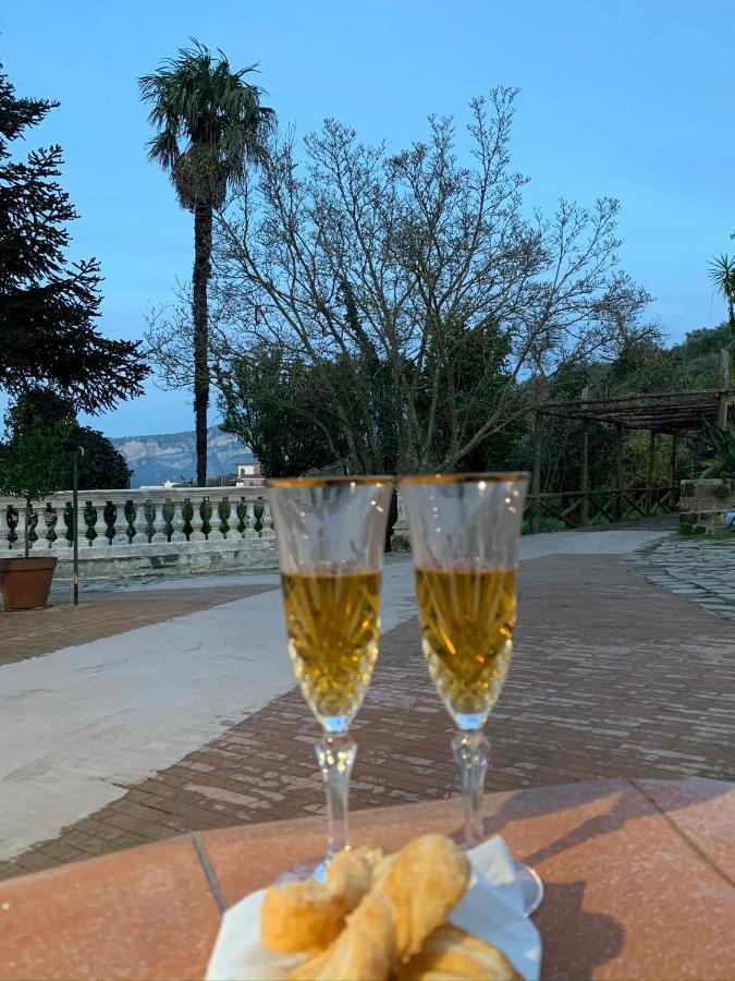 Bed and Breakfast Sunrise Luxury Experience à Piano di Sorrento Extérieur photo